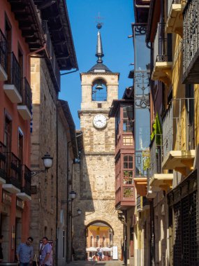 Saat Kulesi (Torre del Reloj) - Ponferrada, Kastilya ve Leon, İspanya, 26 Eylül 2014