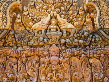Hindu tanrıça Lakshmi 'nin' Kadınlar Kalesi 'duvarında - Banteay Srei, Kamboçya