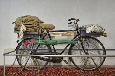 Kağıt Müzesi Toscolano Maderno (Bs) İtalya - bisiklet col için kullanılan