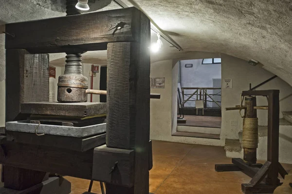 Paper Museum Toscolano Maderno (BS) Italy - old press — Stock Photo, Image