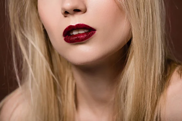 Cropped Shot Sensual Young Blonde Woman Red Lips — Free Stock Photo