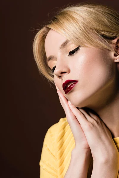 Portrait Beautiful Sensual Blonde Woman Looking Away Isolated Brown — Stock Photo, Image