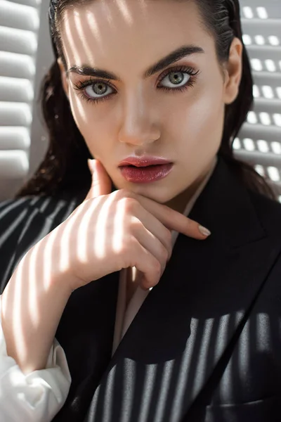 Fashionable Lady Makeup Black Jacket Shadows Face — Stock Photo, Image