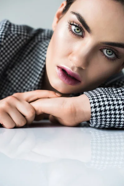 Attractive Fashionable Girl Makeup Posing Retro Jacket Grey — Free Stock Photo
