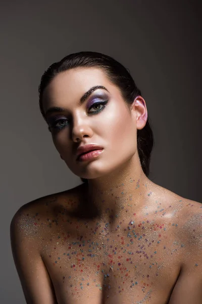 Glamorous Young Woman Posing Glitter Body Isolated Grey — Stock Photo, Image