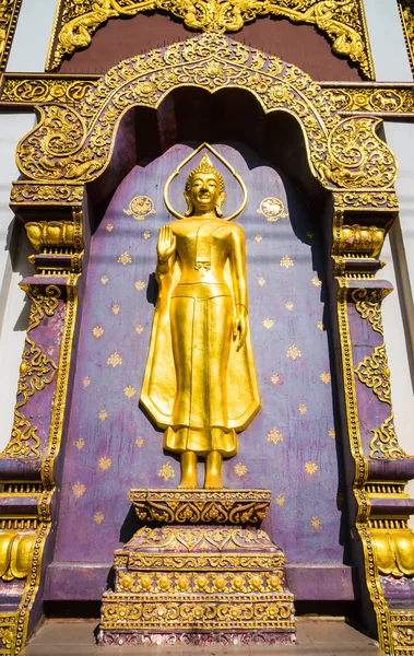 Starověký Buddha je překrásný v buddhaismu. — Stock fotografie