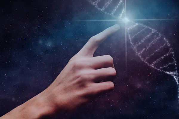 Primo Piano Dell Uomo Toccando Molecola Dna Polvere Nebulosa Mezzi — Foto Stock