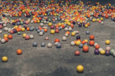 Renkli parlak arka plan, çok renkli topları