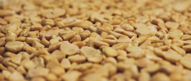 Doğranmış kurutulmuş bezelye arka plan. Makro görünümü.