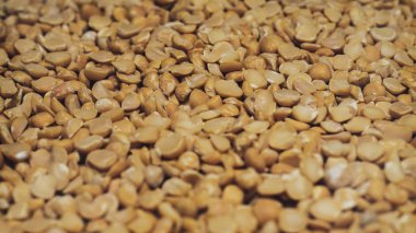 Doğranmış kurutulmuş bezelye arka plan. Makro görünümü.