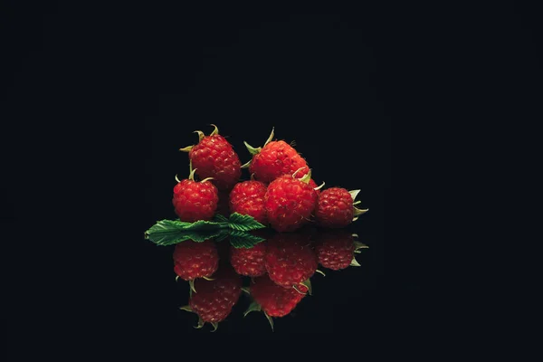 Beautiful Fresh Raspberry Black Glass Table Dark Background — Stock Photo, Image