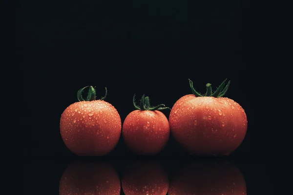 Fresh Three Tomato Black Glass Table Dark Background — Stock Photo, Image