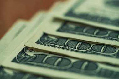 Close up Beautiful Dollars Background. Amerikan, Amerikan doları nakit para. Yüz Dolarlık Banknotlar. Makro görünümü.