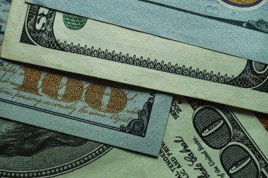 Close up Beautiful Dollars Background. Amerikan, Amerikan doları nakit para. Yüz Dolarlık Banknotlar. Makro görünümü.