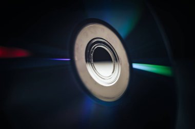 Yakın güzel Cd ve Dvd disk bant renkli arka plan.