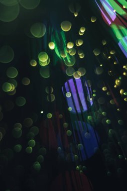 Güzel çok renkli soyut optik ışık arka planda bokeh.