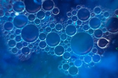 Tasarım için güzel soyut mavi baloncuklar arka plan deseni. Arkaplan, pankart için sıvı dokusu.