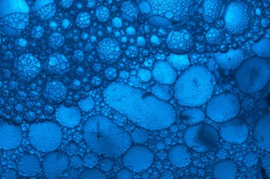 Çok güzel soyut su kabarcıkları ve su kabarcıklarını kapatın. Tasarım için soyut doğa devriyesi. 