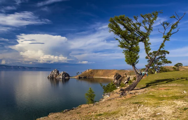 Cape Burhan Shaman Rock Isla Olkhon Lago Baikal — Foto de Stock