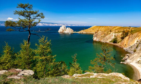 Cape Burhan Shaman Rock Isla Olkhon Lago Baikal —  Fotos de Stock