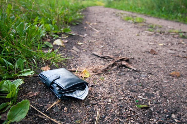 Lost Leather Wallet Money Drop Sidewalk Lost Money Concept Copy — Stock Photo, Image