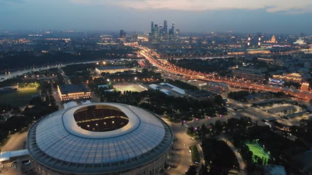Letím Nad Stadión Luzhniki Pozdním Večeru Světla Noci Moskva Jedna — Stock video