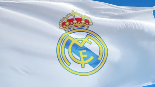 Spanya Madrid Temmuz 2018 Real Madrid Bayrağı Mavi Gökyüzüne Karşı — Stok video