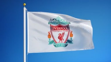 İngiltere Liverpool Temmuz 2018: Liverpool F.C. bayrağı mavi gökyüzüne karşı yavaş hareketle sallanıyor, editoryal animasyon, sorunsuz döngülü, yakın çekim, alfa kanalında izole.