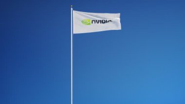 Nvidia şirket bayrağı mavi gökyüzüne karşı yavaş hareket sallayarak, editoryal animasyon, sorunsuz döngülü, yakın çekim, siyah ve beyaz mat ile alfa kanalda izole.