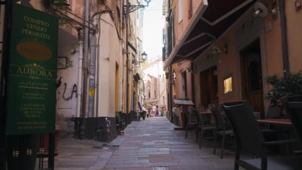 Sanremo Italia Julio 2018 Estrecha Calle Peatonal Vacía Ciudad Europea — Vídeo de stock