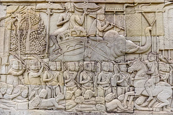 Резьба Стене Байонском Храме Богато Украшен Кхмерским Храмом Ангкоре Камбодже — стоковое фото