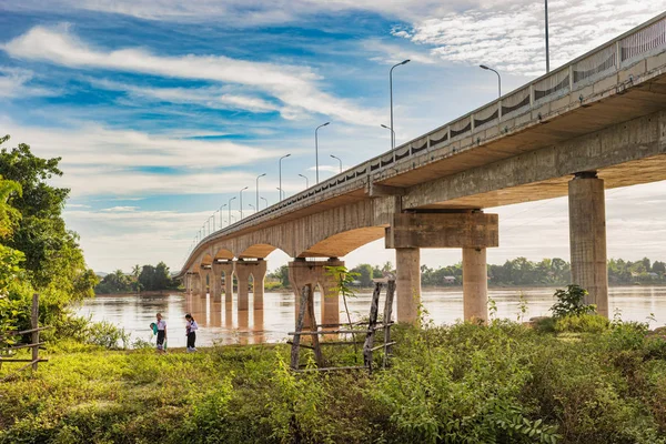 Muang Khong Laos November 2017 School Girls Walking Donekong Bridge — Stock Photo, Image