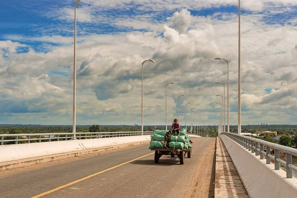 Gestochen Treng Kambodscha November 2017 Überquerung Der Brücke Über Den — Stockfoto