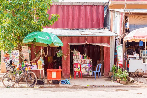 Kampong Cham Καμπότζη Νοεμβρίου 2017 Νεαρό Αγόρι Μπροστά Από Την — Φωτογραφία Αρχείου