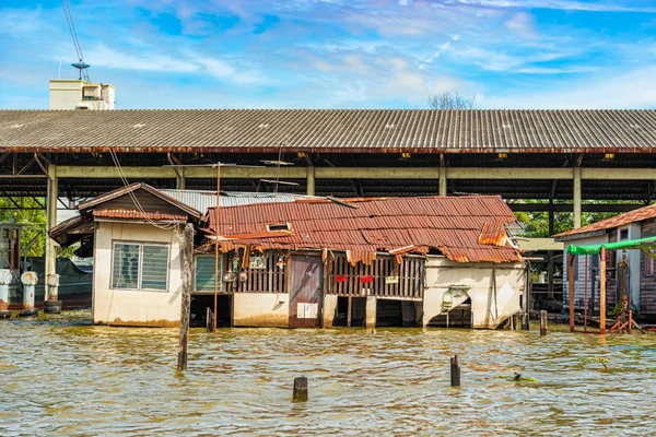 Bangkok Thailand Nov 2017 View Wooden Houses Canal Bangkok Thailand — Stock Photo, Image