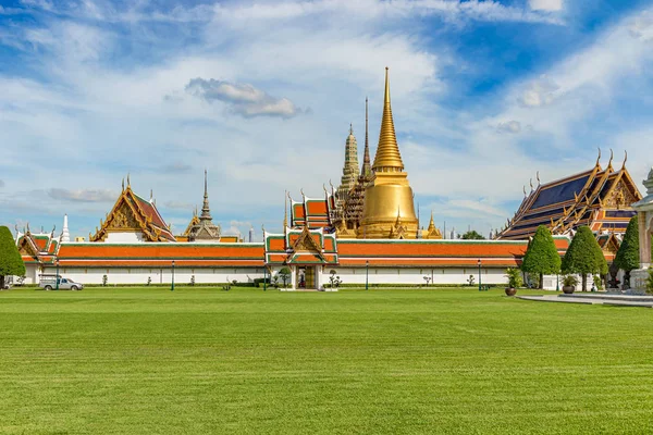 Kraliyet Sarayı Binalarda Zemin Karmaşık Bangkok Tayland — Stok fotoğraf