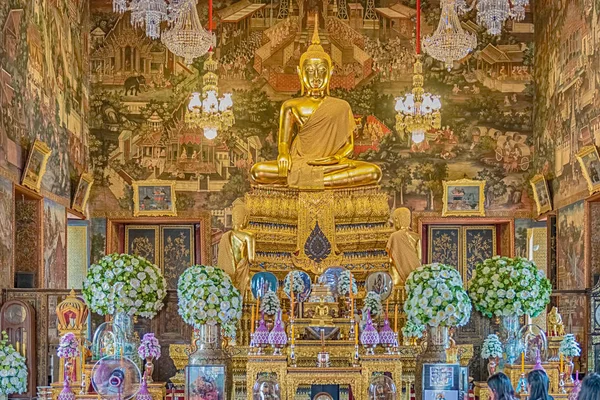 Zlaté Sochy Buddhy Wat Arun Ratchawaram Ratchaworamawihan Monumentální Buddhistický Chrám — Stock fotografie