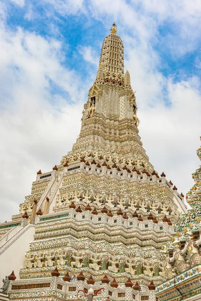 Ват Арун Ратчаварам Ратчаворамавихан Wat Arun Ratchawaram Ratchaworamawihan Монументальный Буддистский — стоковое фото