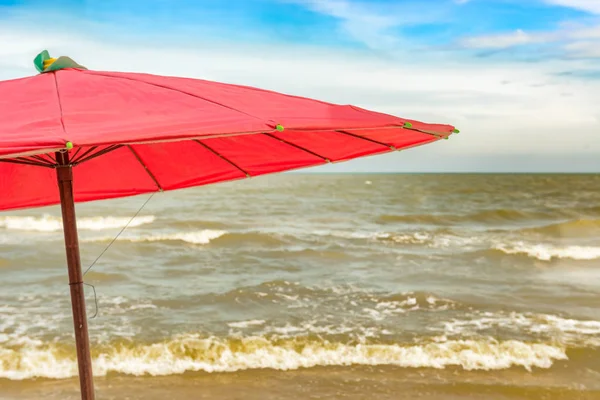 Vacation Concept Red Umbrella Hua Hin Beach Thailand — Stock Photo, Image