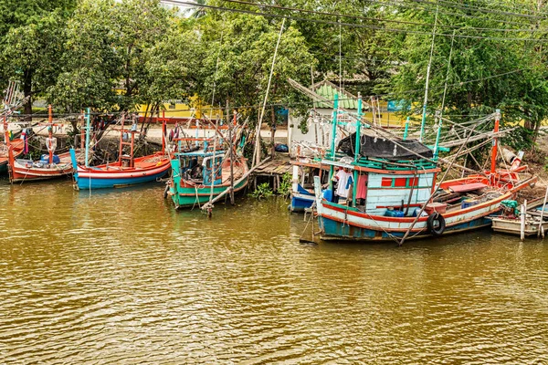 Bateaux Pêcheurs Baie Dans Village Près Hua Hin Thaïlande — Photo