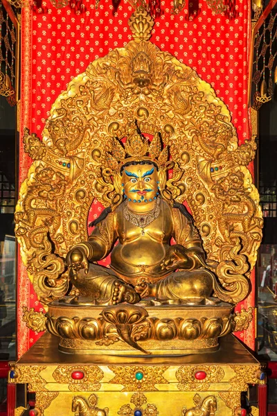 Estátua Dzambhala Amarelo Buda Templo Relíquia Dos Dentes Singapura Pessoa — Fotografia de Stock