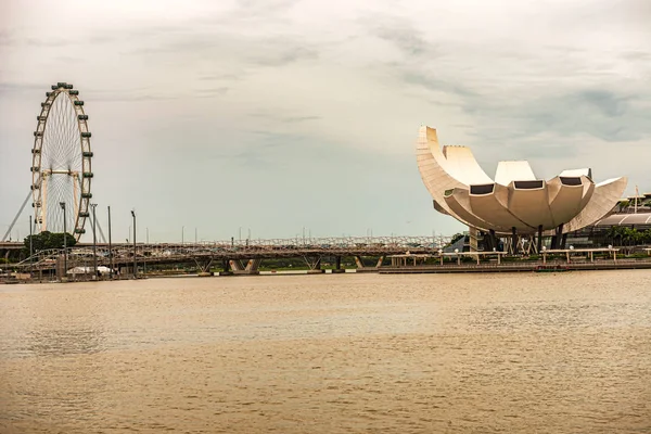 Panoramisch Zicht Iconische Structuren Het Centrum Van Singapore Flyer Helix — Stockfoto