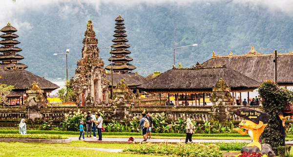 Pura Ulun Danu Beratan Veya Pura Bratan Bali Endonezya Ocak — Stok fotoğraf