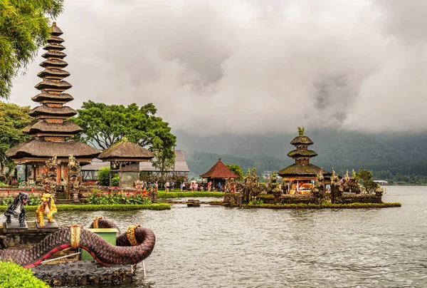 Pura Ulun Danu Beratan Veya Pura Bratan Bali Endonezya Ocak — Stok fotoğraf