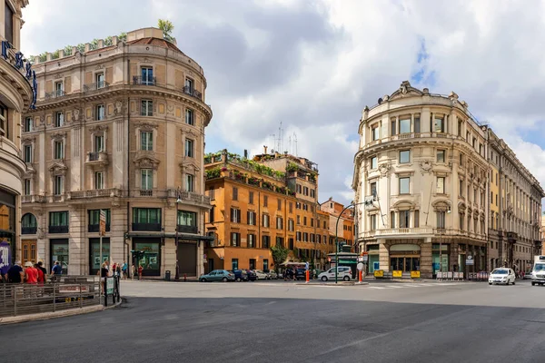 Rome Italy August 2014 View 19Th Century Corner Buildings Cross — Stock Photo, Image