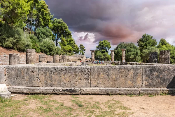 Olympia Greece Setembro 2014 Turistas Estão Passando Perto Ruína Temple — Fotografia de Stock