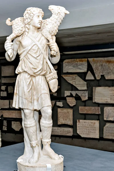 Vista Estatua Del Buen Pastor Museo Vaticano — Foto de Stock