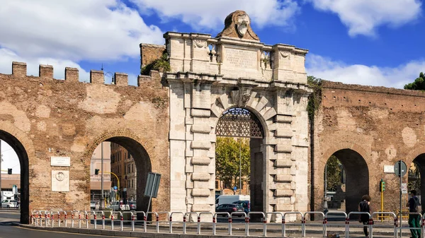 Rome Italie Août 2014 Vue Porta Giovanni Porte Aux Murs — Photo