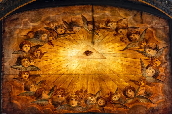 意大利罗马圣玛利亚大教堂洗礼仪式的华丽窗户 — 图库照片