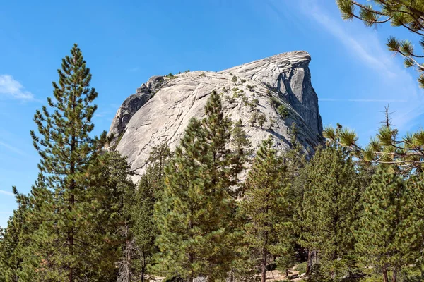 Gente Escalando Half Dome Parque Nacional Yosemite California Fondo Los — Foto de Stock